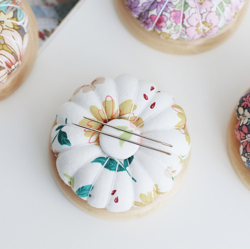 随机色森系吸针器针插两用针扎实木底针垫磁力南瓜插针包 - 图1