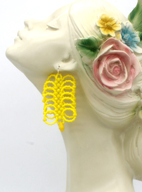 镂空长款红珠耳饰上脸显脸小