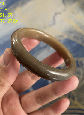 脂份很好的糖玉籽料小码手镯