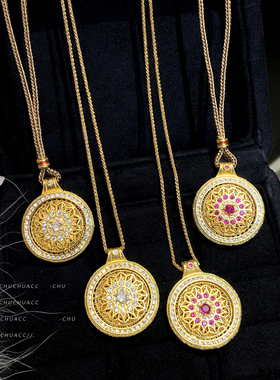 韦雪同款黄金色罗盘项链