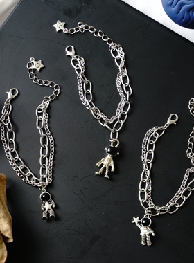 2026时尚日韩时髦简约个性ins气质休闲太空人钛钢链条手链男女潮