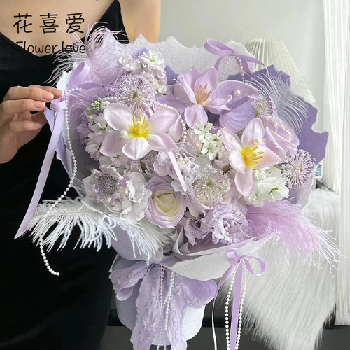 花喜爱母亲节花束装饰配件白色鸵鸟羽毛网红花束包装材料包花羽毛 - 图0