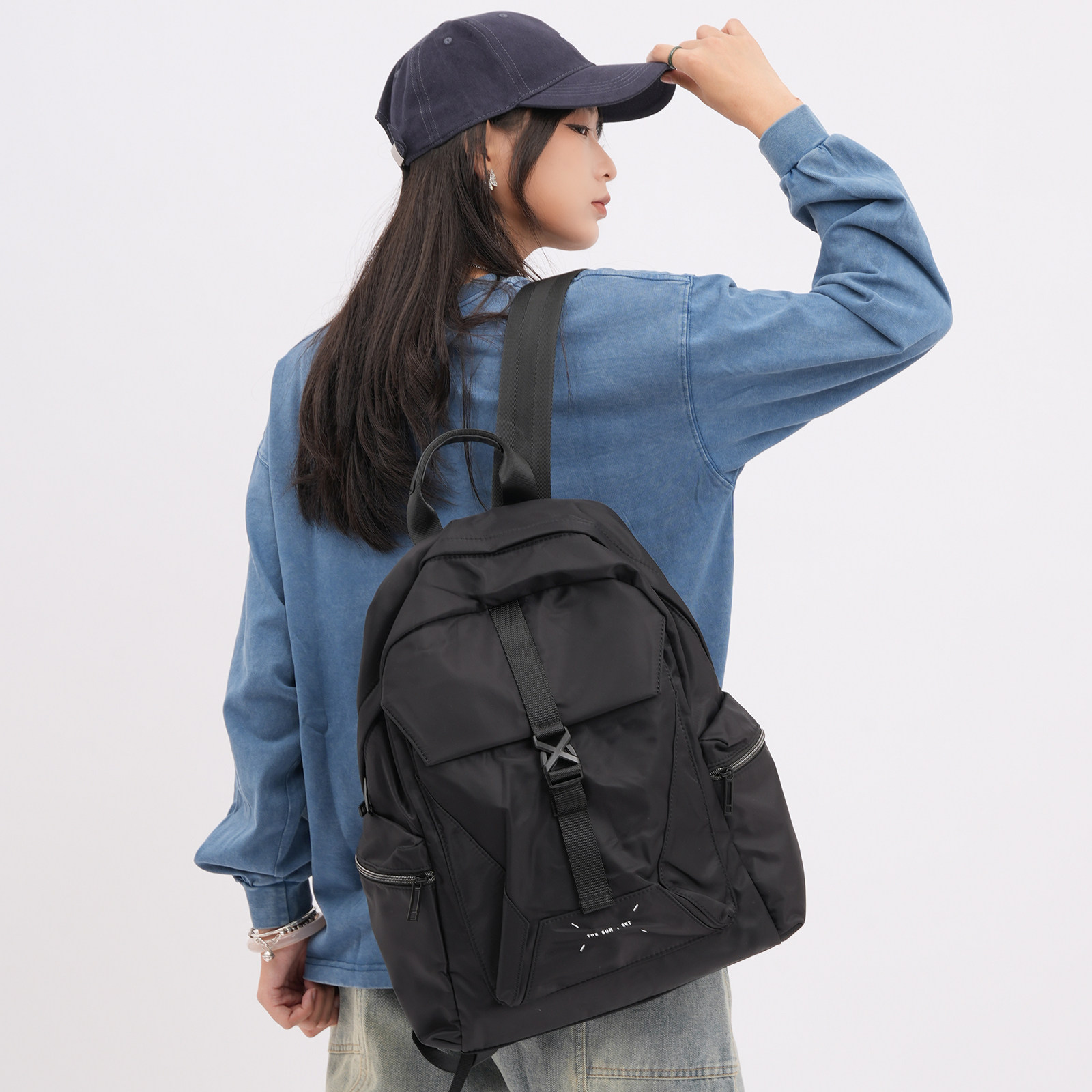 电玩汽水机能风尼龙双肩包男大容量通勤电脑背包书包女旅行登山包,淘宝优惠券,粉丝福利购,淘宝优惠卷