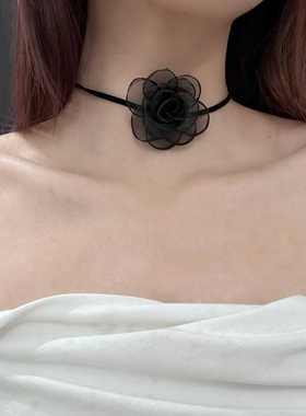 复古山茶花蝴蝶结系带黑色锁骨链