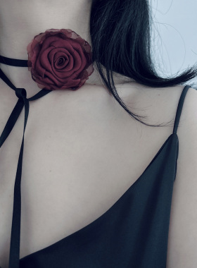 纯欲风~红色玫瑰花绑带颈链气质法式小香风手腕花choker项锁骨链