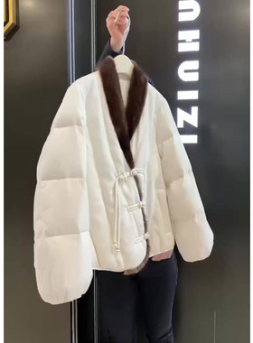 高端奢华超好看新中式国风白色盘扣羽绒服女冬季短款2023新款外套