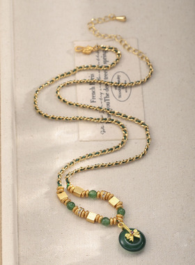 娜啦新中式绿玉髓项链女轻奢复古锁骨链感吊坠毛衣链配饰