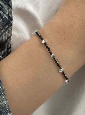 赛伊娜S925银韩版小众设计感复古五角星黑尖晶手链韩式风简约