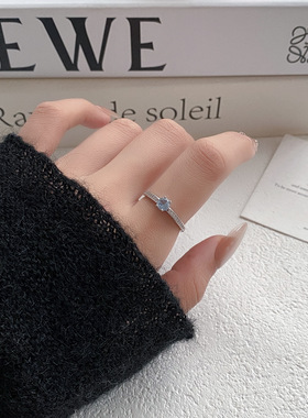 简约六爪镶嵌蓝色尖晶可调节开口指环戒指女小众轻奢食指戒