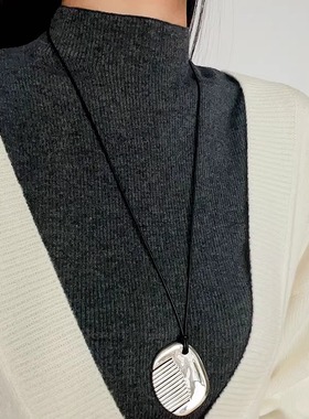 小众设计梳子吊坠皮绳可调节项链