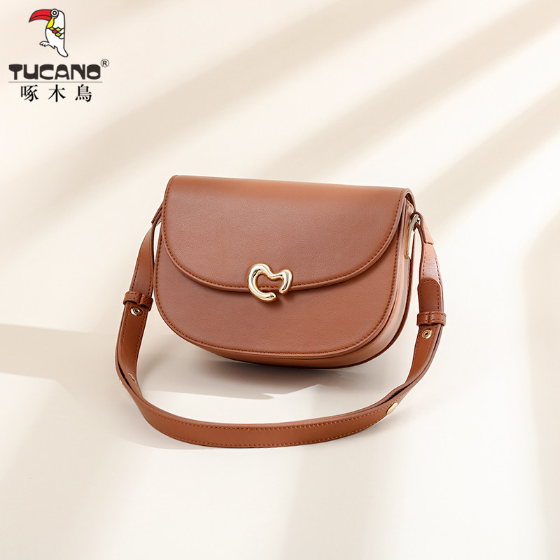 啄木鸟2022新款真皮春夏季单肩包 啄木鸟沃百女士包袋