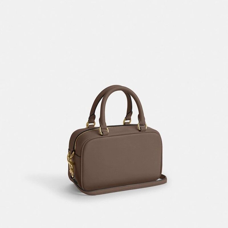 COACH/蔻驰奥莱款 女士百搭单肩斜挎手提包 CT776