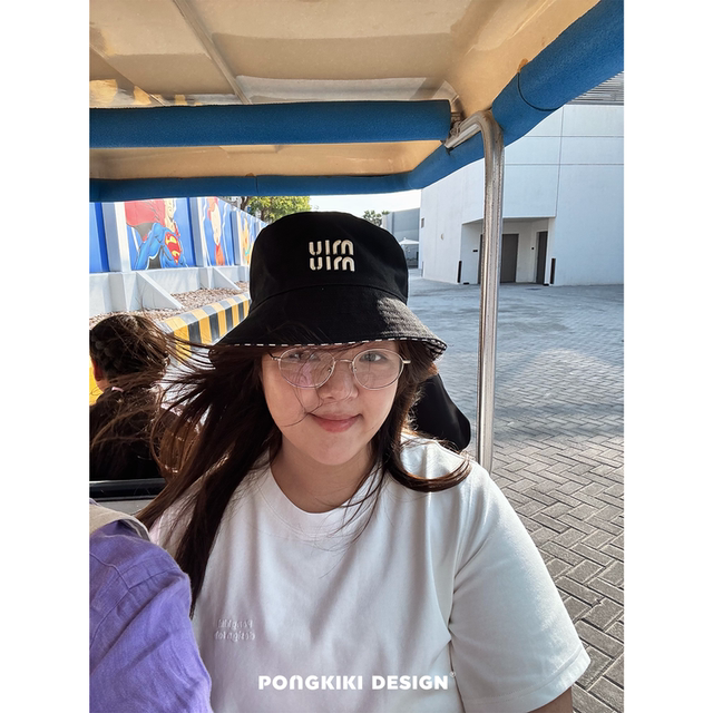 ລາວ Zhanghe Xiaochuang PONGKIKI ຜິວຫນັງທໍາມະຊາດ ເສື້ອທີເຊີດແມ່ຍິງຂະຫນາດໃຫຍ່ງ່າຍດາຍ, ສົດຊື່ນ, ວ່າງ, ກະທັດຮັດແລະເປັນມິດກັບຜິວຫນັງ.