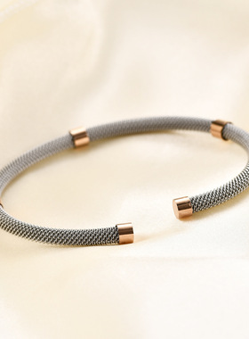 电缆线不锈钢钢丝编织手镯钛钢配饰镯黑色间金钢色时尚百搭手镯女