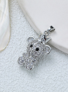 【铜微镶锆石】欧美满钻皇冠小熊吊坠项链气质轻奢小众设计感