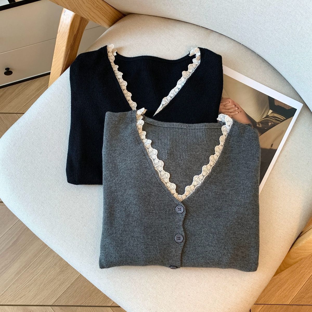 蕾丝v领假两件上衣女早秋巨好看义乌打底衫内搭广州十三行长袖T恤 - 图2