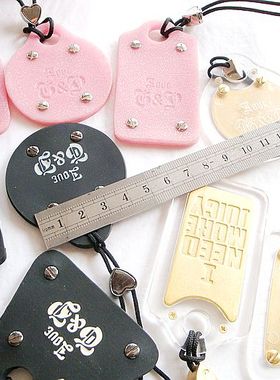 欧美优质大牌包挂件打标精美有瑕疵072掌柜推荐