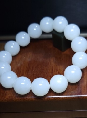 Z031604新疆的猫 75.3克R15强油脂感高白细糯高端大气羊脂白手串