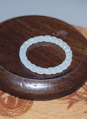 YQ121203 1.5克内径22mm宝光感强油糯青海羊脂白麻花戒指(玉环）