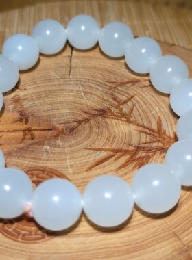 zg011608新疆的猫46.3克R12极冰润“冰莹大露珠”白冰手串和田玉