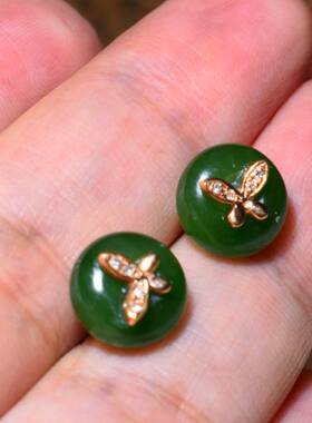 新疆的猫JJ122521  2.5克，俄料碧玉菠菜绿18k金钻镶嵌耳钉