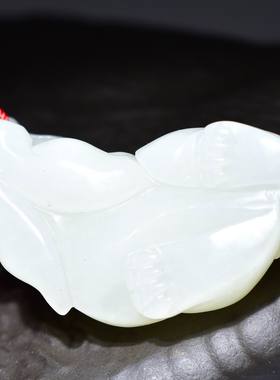 新疆的猫MAO03  33.38克，独具风格颇有气势的羊脂白玉瑞兽雕件