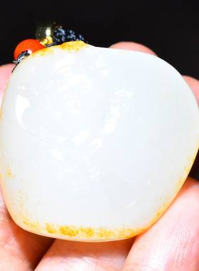 新疆的猫33.2克，洒红皮油膏白玉籽料苏工“财神”挂件SBH290