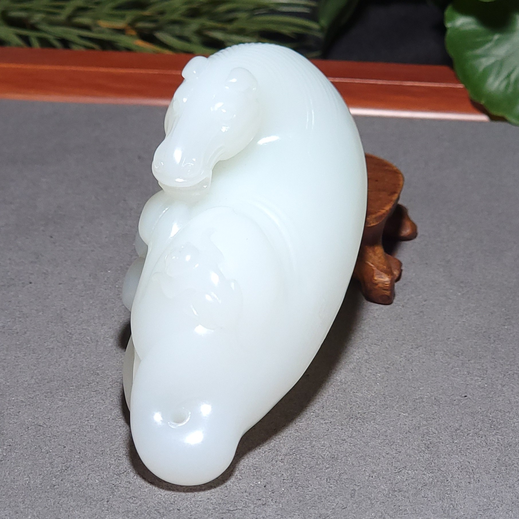 L012106新疆的猫184.1克脂粉极高黑皮俄料三高羊脂白玉马上封侯,淘宝优惠券,粉丝福利购,淘宝优惠卷