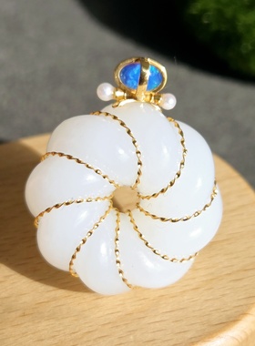 新疆的猫W122205 11.66克，18K金线高白且末三高料厚实转运扣