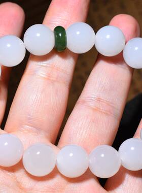 JJ0031213新疆的猫43.0克12mm顶细冰润冒油浅粉色调和田玉手串