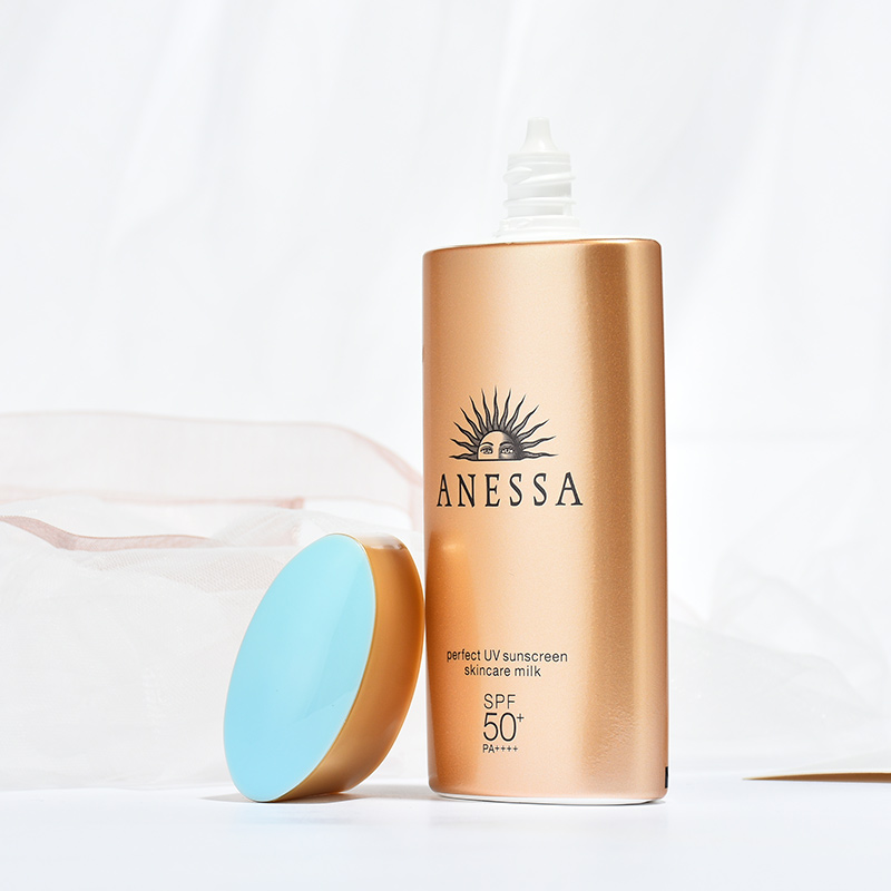 spf50 防水耐晒防汗 90ml 安热沙防晒霜 ANESSA 新款资生堂 18 正品日本 spf50 防水耐晒防汗 90ml 安热沙防晒霜 ANESSA 新款资生堂 18 正品日本