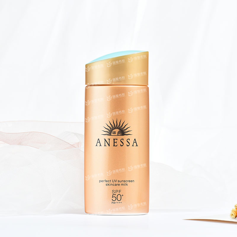 spf50 防水耐晒防汗 90ml 安热沙防晒霜 ANESSA 新款资生堂 18 正品日本 spf50 防水耐晒防汗 90ml 安热沙防晒霜 ANESSA 新款资生堂 18 正品日本