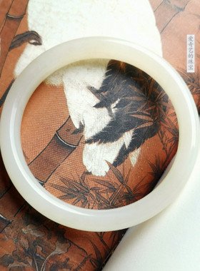 【永恒的优雅】优雅到80岁！起荧光！细圆条镯藕粉和田玉 通勤款