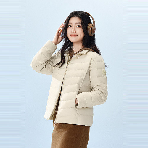 【送礼】波司登25新款短款轻薄羽绒服女外套便携百搭立领三防内胆 - 图1