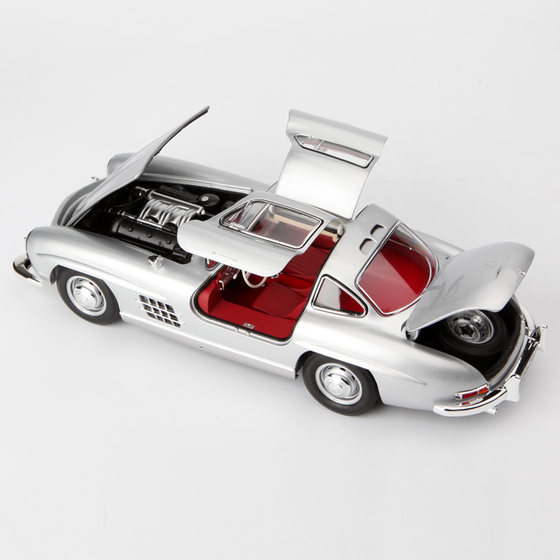 118 Mercedes Benz 300sl gull wing door norev car model