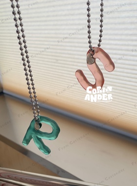 Coriander香菜 泡泡橡皮糖 定制彩色透明磨砂大号字母项链毛衣链