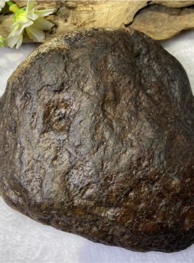 黄白河磨玉原石原料和田玉籽料