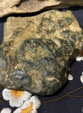 和田玉析木河磨玉原石原料手把件