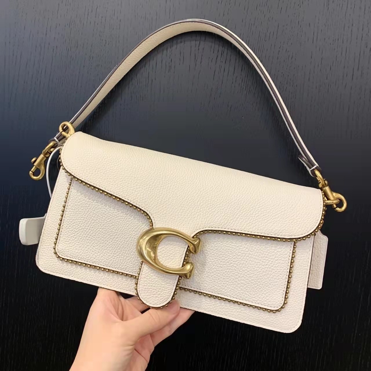 真皮2022夏新款tabby酒神斜挎小包 迪菲莱女士包袋