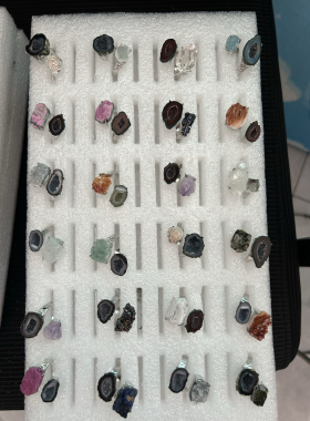 天然水晶原石戒指百搭批发手链吊坠