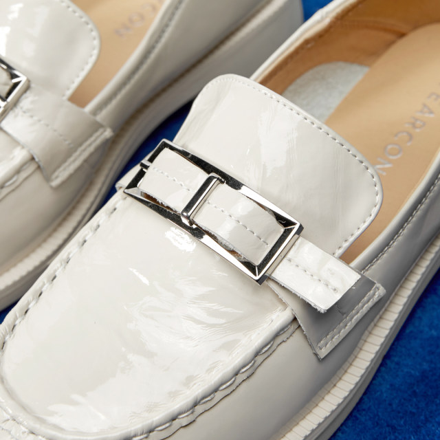 Yierkan genuine leather loafers for women 2025 autumn new single shoes one-legged lazy small leather shoes mother's shoes