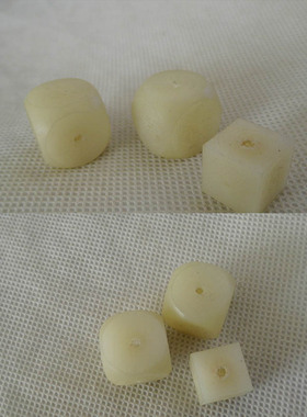 天然白色玲珑送红豆骰子手工菩提