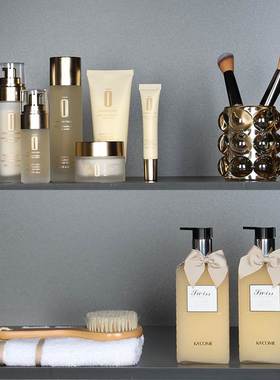 浴室柜软装饰品摆件阳台房香薰香水化妆品道具样板间卫生间软装
