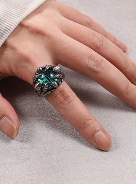 ins恶魔之眼朋克男士戒指设计感个性复古高街钛钢嘻哈夸张小众男