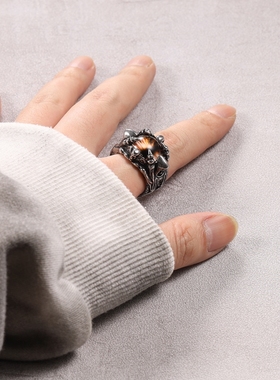 恶魔之眼嘻哈风欧美帅气男士戒指潮人个性钛钢街头朋克理发师男戒