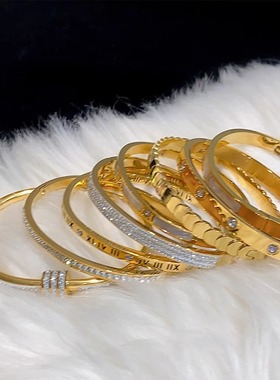 轻奢小众高级感金色钛钢手镯女情侣素圈手镯手环手链不掉色潮饰品