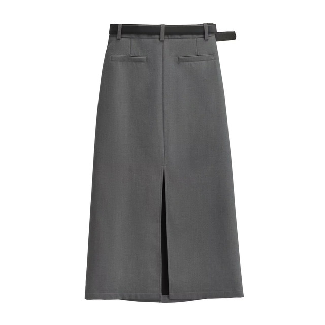 Original commuter style suit with slit skirt for women