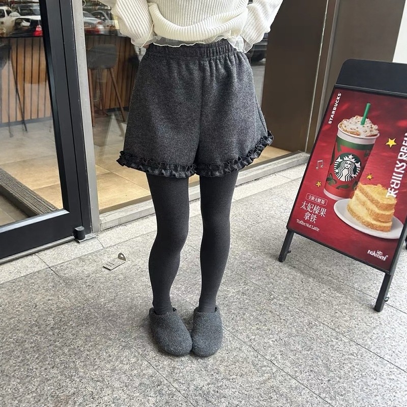 欧洲站2025冬季松紧腰下摆木耳边拼接A字版显瘦百搭毛呢 休闲短裤,淘宝优惠券,粉丝福利购,淘宝优惠卷