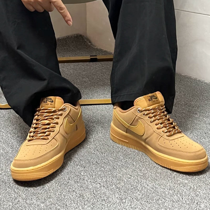 耐克/Nike Court Vision 小麦色男子百搭低帮复古板鞋 CD5463-200,淘宝优惠券,粉丝福利购,淘宝优惠卷