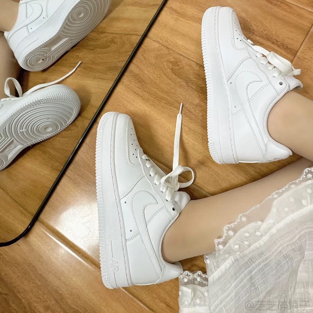 耐克/Nike Air Force 1低帮 空军一号 板鞋 女款 白色DH2920-111,淘宝优惠券,粉丝福利购,淘宝优惠卷